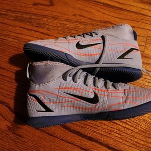 Indoor soccer cleat 2youth